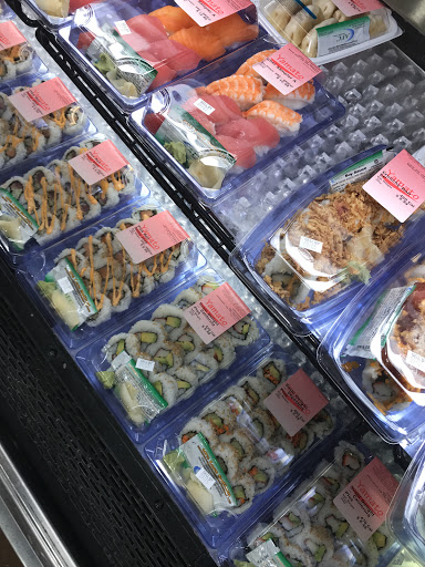 Grocery Store «Harris Teeter», reviews and photos, 2080 Kildaire Farm Rd, Cary, NC 27511, USA