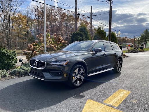 Car Dealer «Brown-Daub Volvo Cars Lehigh Valley», reviews and photos, 4046 Jandy Blvd, Nazareth, PA 18064, USA