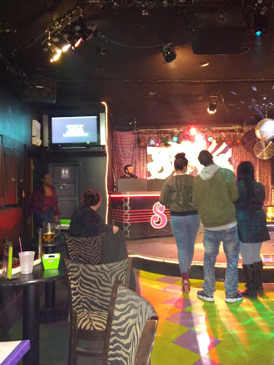 Karaoke Bar «Singers Karaoke Club», reviews and photos, 1345 Milton Ave, Syracuse, NY 13204, USA