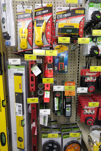 Hardware Store «Harbor Freight Tools», reviews and photos, 2931 W Shore Dr, Holland, MI 49424, USA