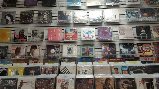 Music Store «Monster Music & Movies», reviews and photos, 946 Orleans Rd # 4, Charleston, SC 29407, USA