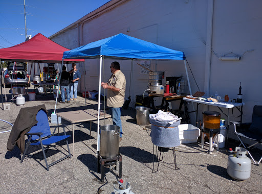 Liquor Store «Wine Barrel Plus», reviews and photos, 30303 Plymouth Rd, Livonia, MI 48150, USA