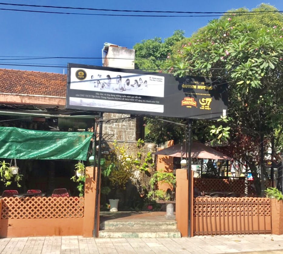 Cafe Sân Vườn Quỳnh Hương