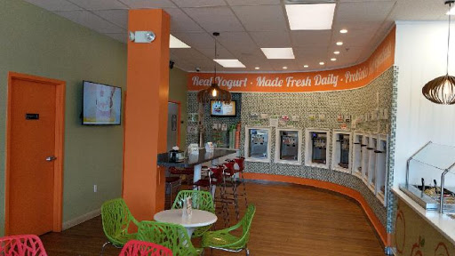 Frozen Yogurt Shop «Peachwave», reviews and photos, 702 Bridgeport Ave, Shelton, CT 06484, USA