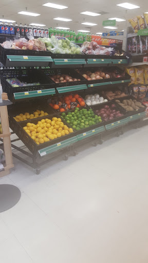 Supermarket «Kings Supermarket & Liquor», reviews and photos, 7562 US-192, Kissimmee, FL 34747, USA