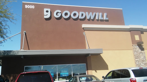 Thrift Store «91st & Northern Goodwill Retail Store & Donation Center», reviews and photos, 9000 W Northern Ave, Glendale, AZ 85305, USA