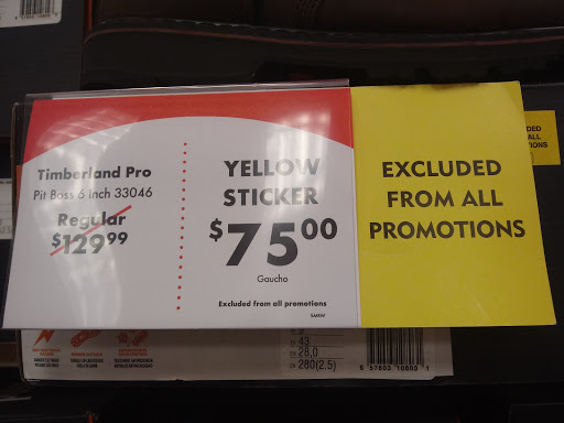 Shoe Store «Shoe Carnival», reviews and photos, 152 S Gary Ave, Bloomingdale, IL 60108, USA