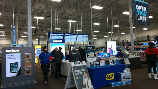 Electronics Store «Best Buy», reviews and photos, 7949 Towne Center Pkwy, Papillion, NE 68046, USA