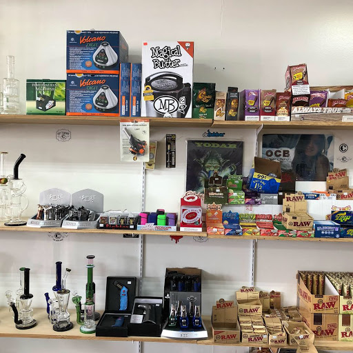 Tobacco Shop «Smoking Aces Smoke Shop», reviews and photos, 1650 Art Museum Dr #21, Jacksonville, FL 32207, USA