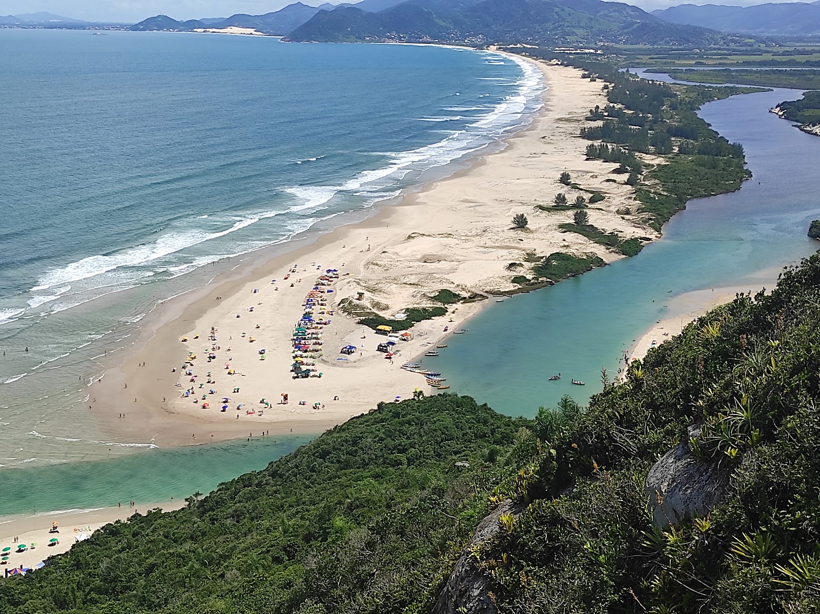 Praia da Guarda的照片 具有非常干净级别的清洁度