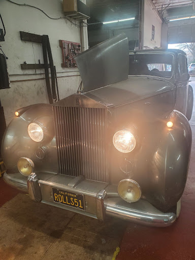 Auto Repair Shop «Canyon Auto Repair Inc», reviews and photos, 11591 SW Canyon Rd, Beaverton, OR 97005, USA