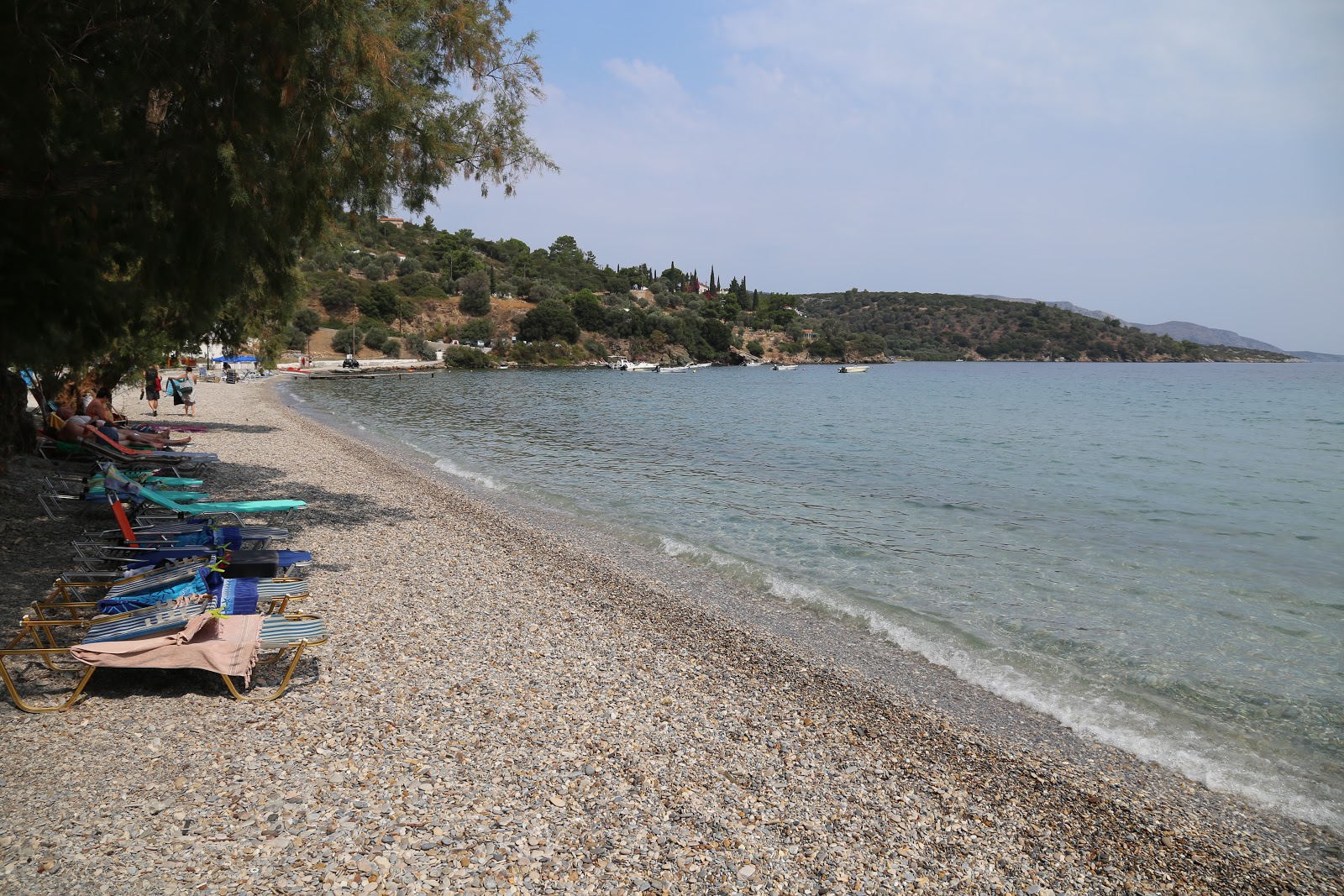 Kerveli beach'in fotoğrafı - rahatlamayı sevenler arasında popüler bir yer