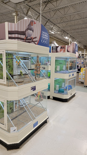 Pet Supply Store «PetSmart», reviews and photos, 111 Nassau Park Blvd, Princeton, NJ 08540, USA