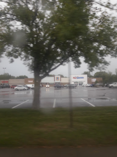 Supermarket «ALDI», reviews and photos, 289 12th St SW, Forest Lake, MN 55025, USA