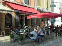 Atmosphère du Bar Restaurant de la Fontaine à Cassis - n°7