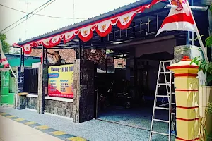 Warung Nasi Krawu Bu Ida Didiet image