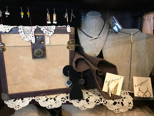 Boutique «Bonjour», reviews and photos, 1336 Bay St, Florence, OR 97439, USA