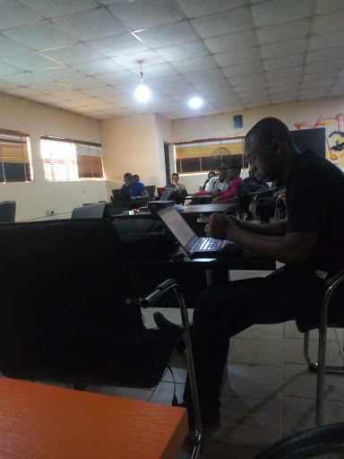 Dreams Hub - Coworking Space, Startup Incubator, ICT Event Centre, 85 Ogui Rd, Achara, Enugu, Nigeria, Website Designer, state Kogi