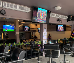 Tuks Sports Bar photo