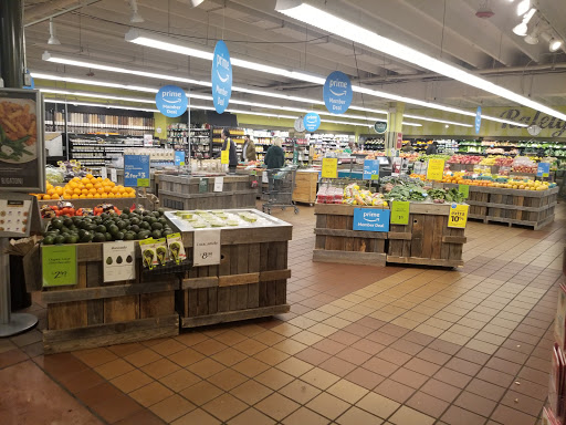 Grocery Store «Whole Foods Market», reviews and photos, 3540 Wade Ave, Raleigh, NC 27607, USA