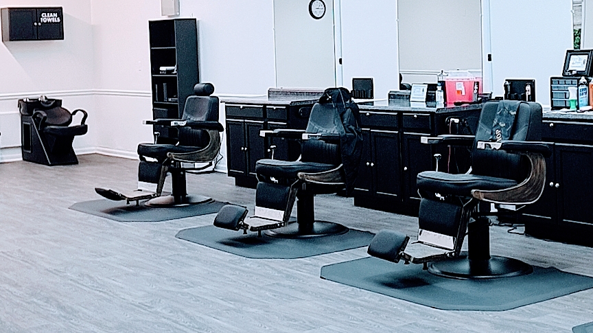 LOS PRIMOS BARBERSHOP 29926