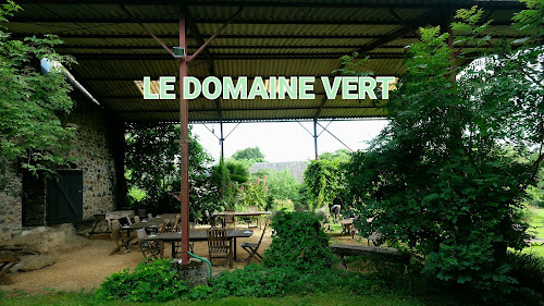 Le Domaine Vert : spacious campingplaces and gites in nature à Troche