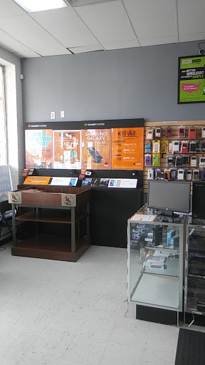 Cell Phone Store «U.S Mobile Center», reviews and photos, 8601 N Telegraph Rd, Dearborn Heights, MI 48127, USA