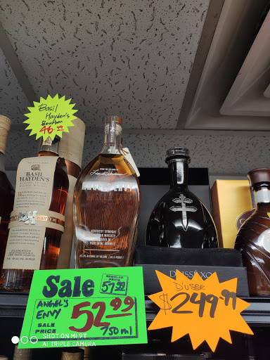 Liquor Store «Starting Gate Liquors/Finish Line Packaged Liquors», reviews and photos, 3470 Fort Meade Rd, Laurel, MD 20724, USA