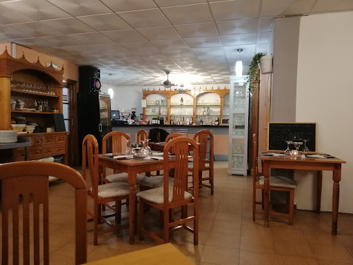 Información y opiniones sobre Pizzeria Trattoria Da Giacomo de Urb. Puerta De Hierro, Coín