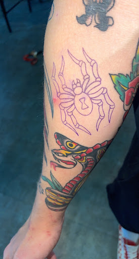 Explore honey pot tattoo ideas, creative tattoo ideas in Clarksville, available at Underdog Tattoo Co