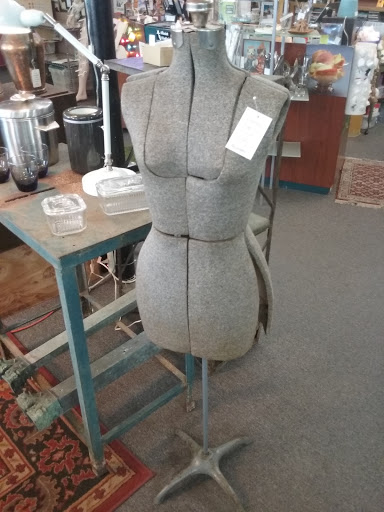 Thrift Store «Top Drawer Thrift», reviews and photos, 4902 Burnet Rd, Austin, TX 78756, USA