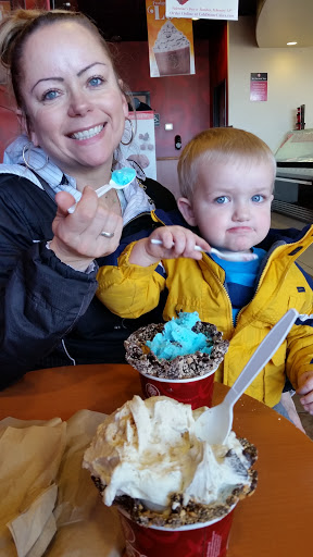 Ice Cream Shop «Cold Stone Creamery», reviews and photos, 1531 W Main St #102, Bozeman, MT 59715, USA