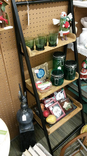 Shopping Mall «Old Town Shopping Center», reviews and photos, 2528 S Campbell Ave, Springfield, MO 65807, USA