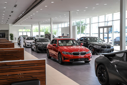 BMW Dealer «Chapman BMW On Camelback», reviews and photos, 830 E Camelback Rd, Phoenix, AZ 85014, USA