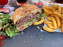 Hamburger du Restaurant italien Monte Cristo à Vallon-Pont-d'Arc - n°6