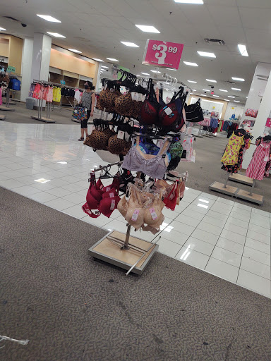 Discount Store «Fallas Discount Stores», reviews and photos, 375 N Capitol Ave, San Jose, CA 95133, USA