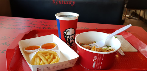KFC สาขา ปั้มเอสโซ่ ประดิษฐ์มนูธรรม