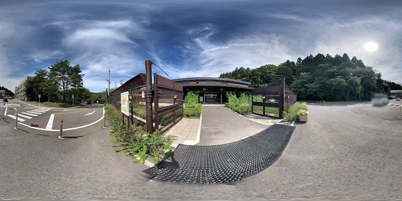 トキと自然の学習館