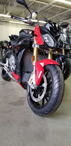 BMW Motorcycle Dealer «BMW Motorcycles Southeast Michigan», reviews and photos, 14855 Sheldon Rd, Plymouth, MI 48170, USA