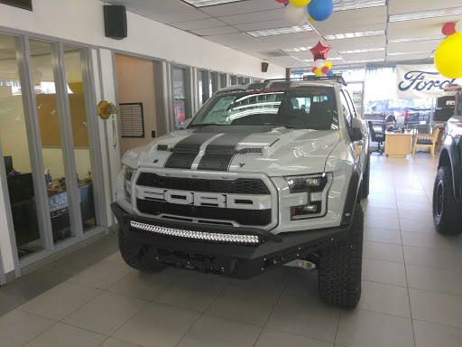Car Dealer «Kunes Country Ford Stateline Superstore», reviews and photos, 104 IL-173, Antioch, IL 60002, USA