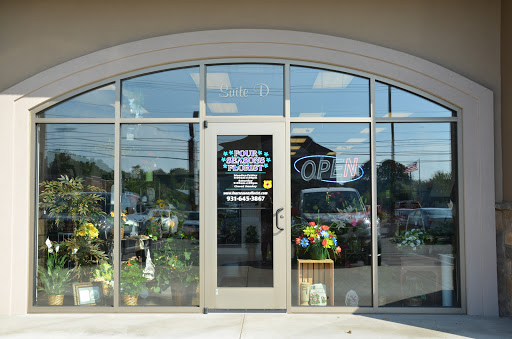 Florist «Four Seasons Florist», reviews and photos, 2141 Wilma Rudolph Blvd D, Clarksville, TN 37040, USA
