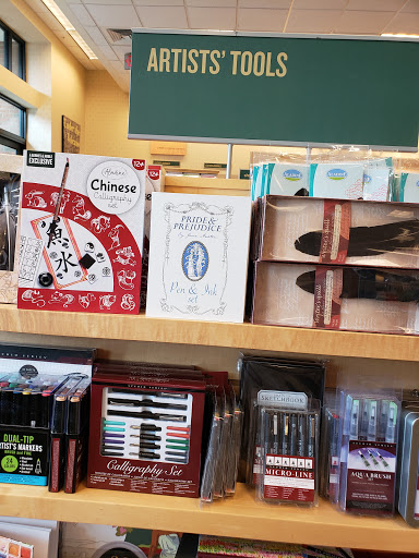 Book Store «Barnes & Noble», reviews and photos, 4000 Jericho Turnpike, East Northport, NY 11731, USA