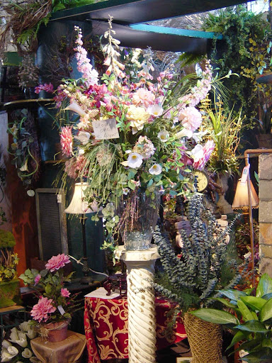 Florist «Lewis Florist», reviews and photos, 147 US-45, Grayslake, IL 60030, USA