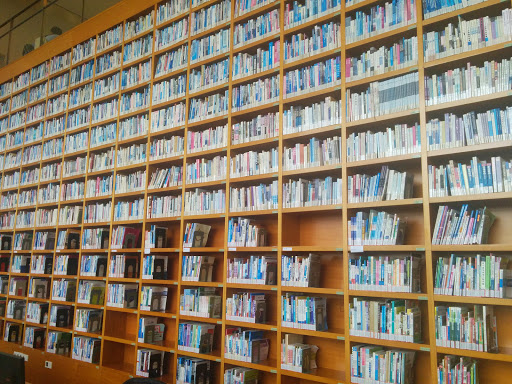 Libraries open on holidays Shanghai