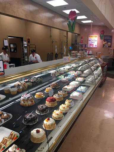 Supermarket «Big Y», reviews and photos, 1 E Silver St, Westfield, MA 01085, USA