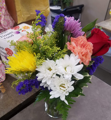 Supermarket «Hy-Vee», reviews and photos, 2323 W Broadway, Council Bluffs, IA 51501, USA