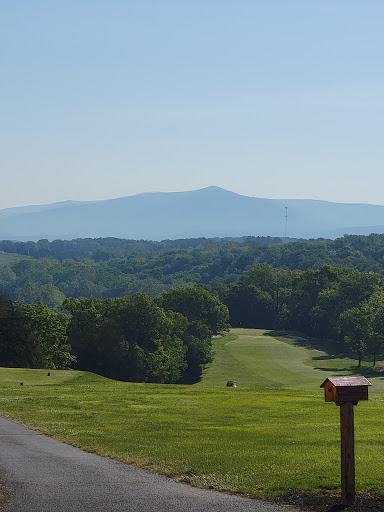 Golf Course «Caverns Country Club Resort», reviews and photos, 910 T.C. Northcott Blvd, Luray, VA 22835, USA