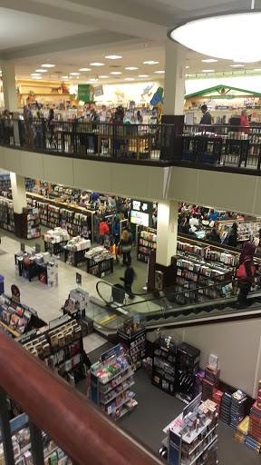 Book Store «Barnes & Noble», reviews and photos, 55 Parsonage Rd, Edison, NJ 08837, USA