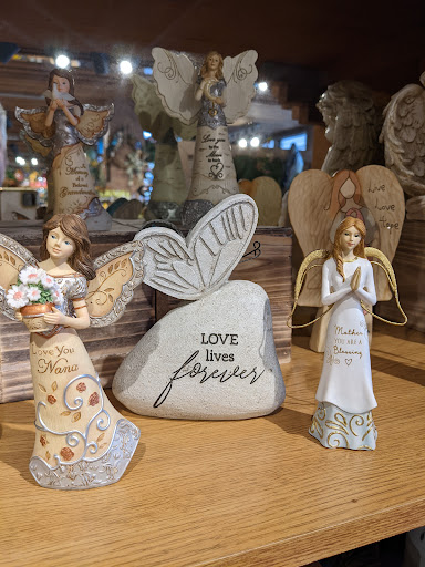 Gift Shop «Cugini Florists & Fine Gifts», reviews and photos, 413 S 3rd St, Renton, WA 98057, USA