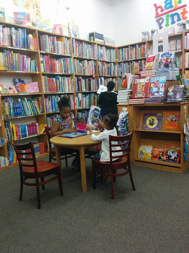 Book Store «Half Price Books», reviews and photos, 31 Orland Square Dr, Orland Park, IL 60462, USA